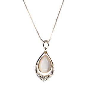 Collana in metallo anallergico e vera placcatura oro Rosa e pietre cabochon Beige - CL2021R